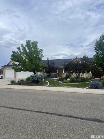 1114 Country Club Dr, Minden, NV 89423