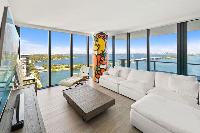 3131 NE 7th Ave #2206, Miami, FL 33137