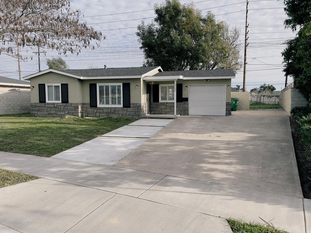 6522 Kiowa Rd, Westminster, CA 92683