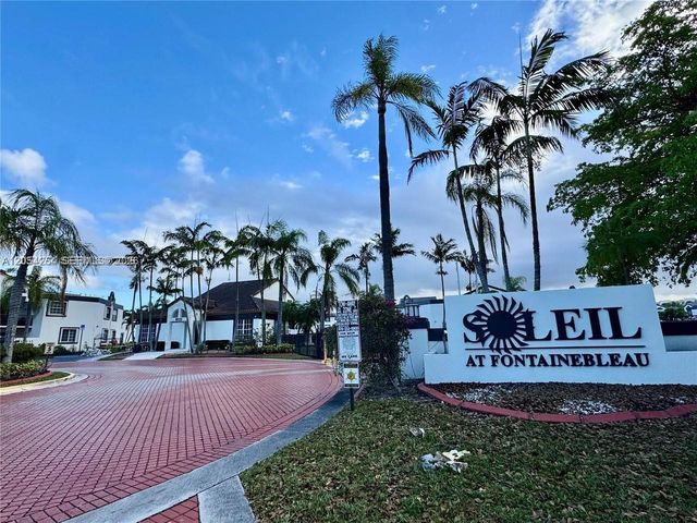 9711 Fontainebleau Blvd #D106, Miami, FL 33172