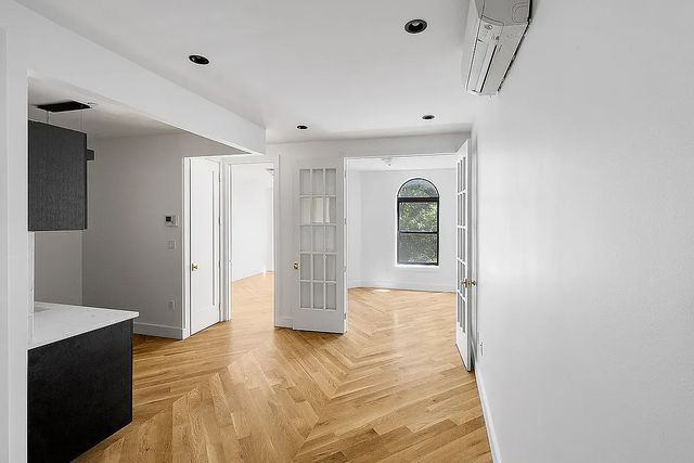 160 Stuyvesant Ave #3F, Brooklyn, NY 11221