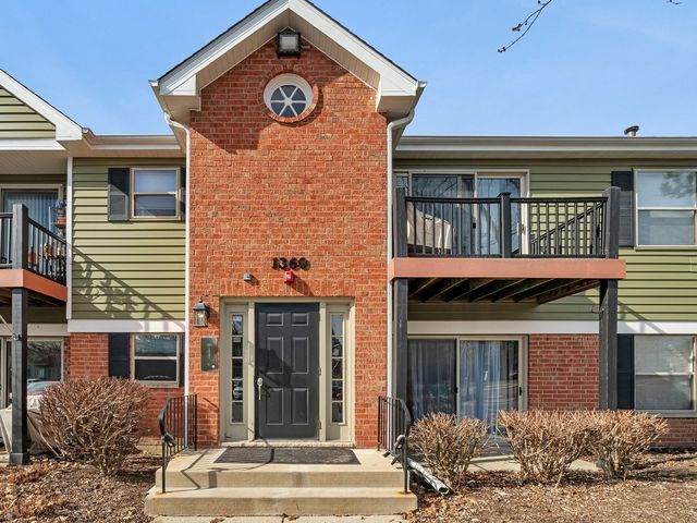 1360 McDowell Rd #104, Naperville, IL 60563