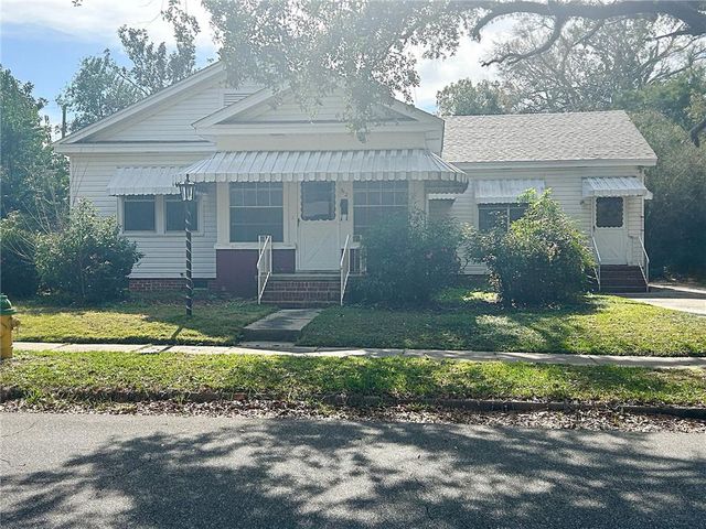 312 Lee St, Chickasaw, AL 36611