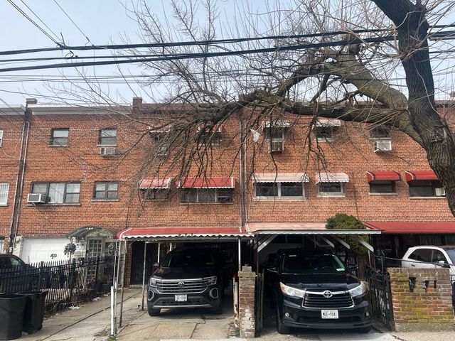 421 Olmstead Ave, Bronx, NY 10473