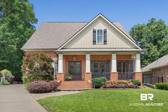 808 Country Club Ct, Mobile, AL 36609