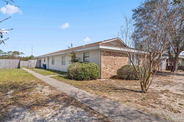 3383 Greenbriar Cir #A-B, Gulf Breeze, FL 32563