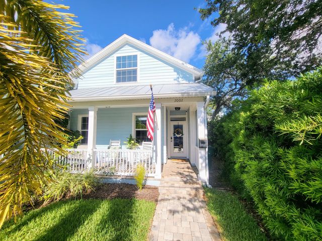 2002 Waverly Pl, Melbourne, FL 32901