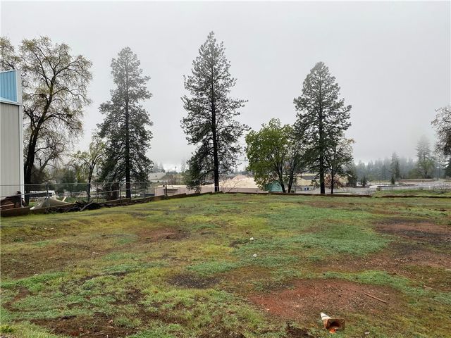 5655 Almond St #6-9, Paradise, CA 95969