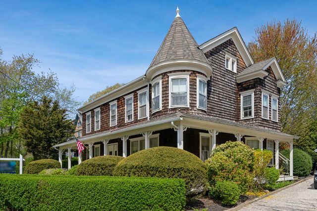 109 Hampton St, Sag Harbor, NY 11963