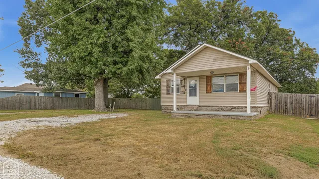 711 Davidson St, Manila, AR 72442