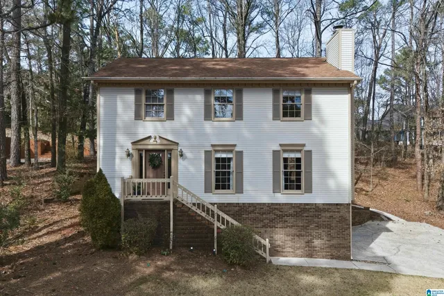 814 Willow Oak Dr, Birmingham, AL 35244