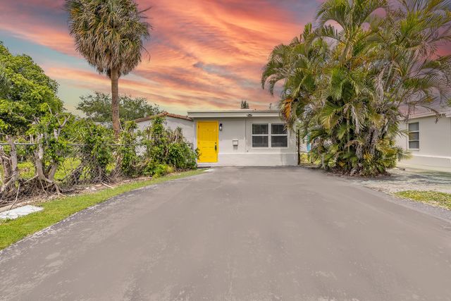 341 SW 21st St, Fort Lauderdale, FL 33315