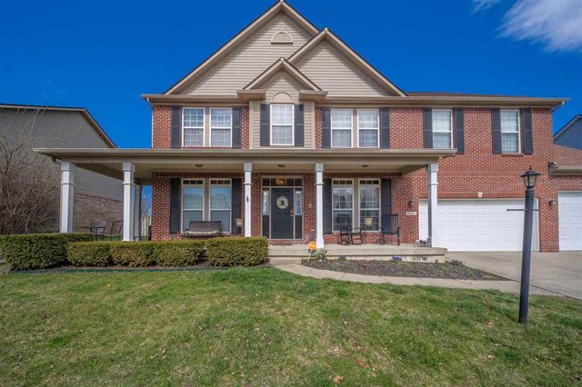 8066 Meadow Bend Ln, Indianapolis, IN 46259
