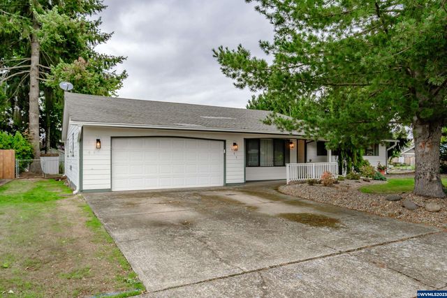 435 S  Pershing St, Mount Angel, OR 97362