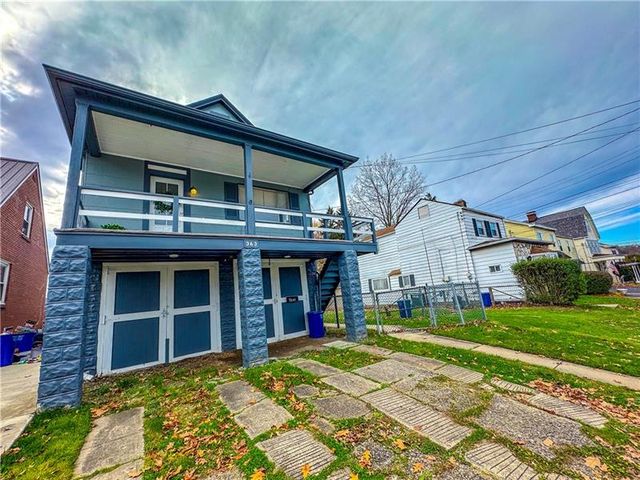 363 Copperfield Ave, Pittsburgh, PA 15210