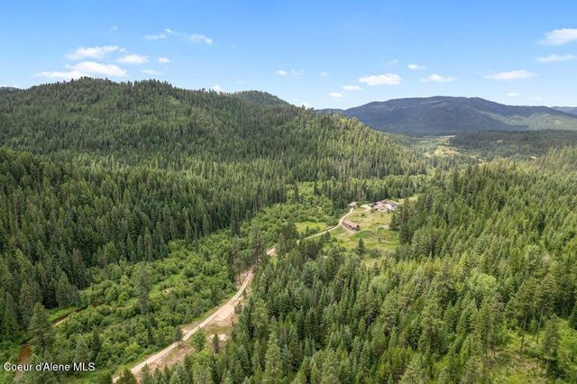 89XX Eastriver Rd, Priest River, ID 83856