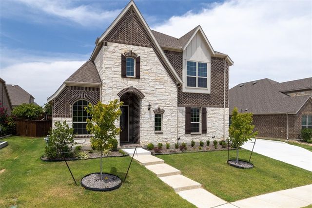 7929 Forest Lakes Dr, North Richland Hills, TX 76182