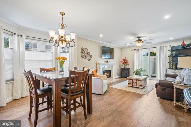 126 Mill Run E, Hightstown, NJ 08520