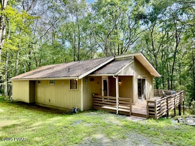 108 Farrier Ln, Blooming Grove, PA 18428