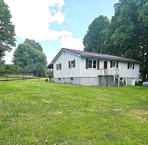 111 Roseville Dr, Beckley, WV 25801