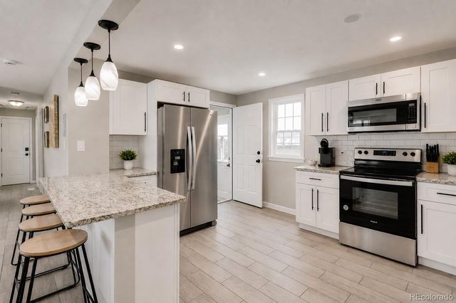 6733 S Ash Way, Centennial, CO 80122