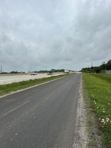 25882 Interstate Highway 10 W, Winnie, TX 77665