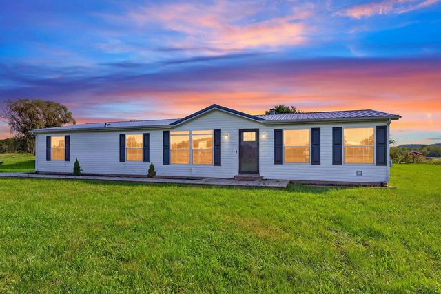 3840 Church Hill Rd, Zanesville, OH 43701