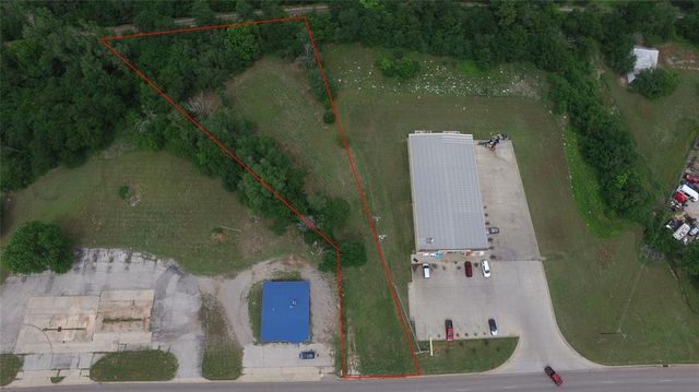 2220 Church Ave, Harrah, OK 73045