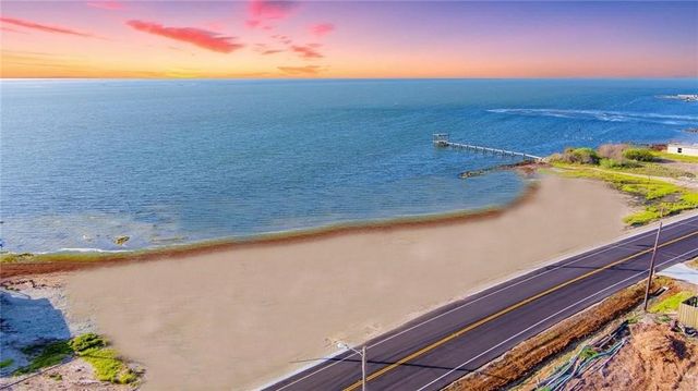 2805 Laguna Shores Rd, Corpus Christi, TX 78418