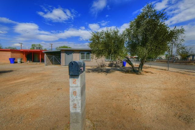 202 W  Columbia St, Tucson, AZ 85714