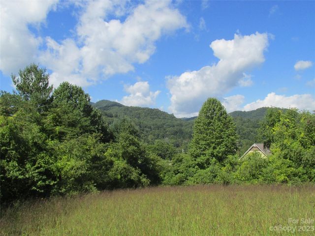 100 Speedwell Acres Rd, Cullowhee, NC 28723