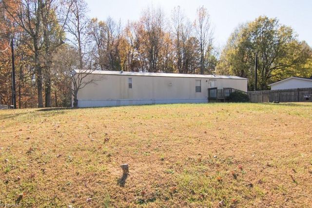3268 Nance Country Dr, Climax, NC 27233