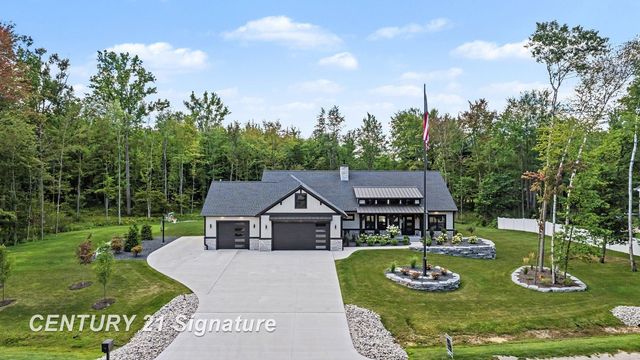 3568 E  Douglas Dr, Midland, MI 48642
