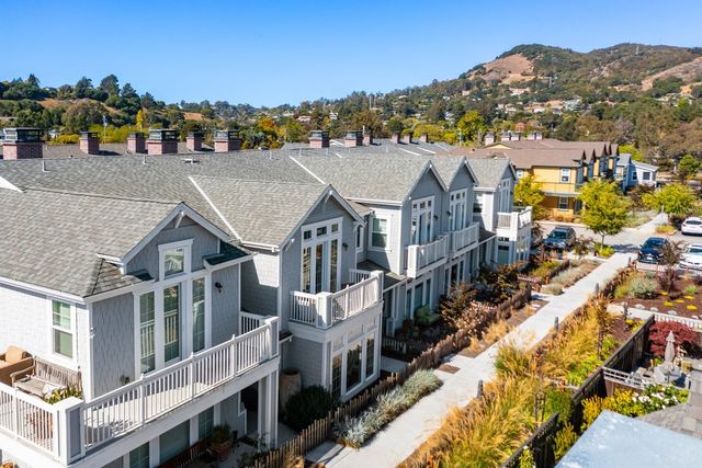 Residence 2 Plan in The Strand Townhomes, San Rafael, CA 94901