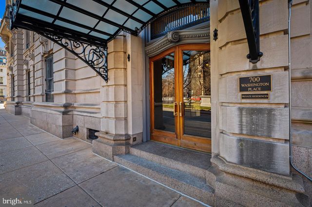 700 Washington Pl #1F, Baltimore, MD 21201