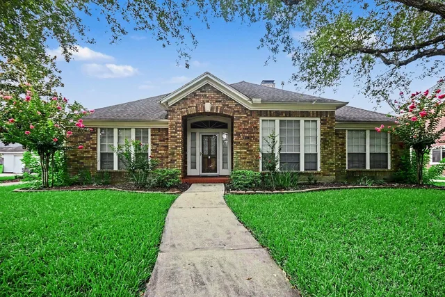 4111 Mainsail Circle, Missouri City, TX 77459