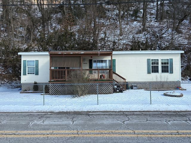 3406 Piedmont Rd, Charleston, WV 25306