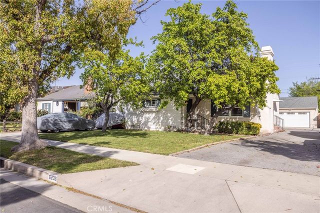 6238 Ben Ave, North Hollywood, CA 91606