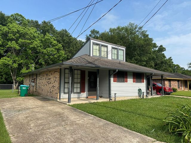 1208 Plaza Dr, Baker, LA 70714