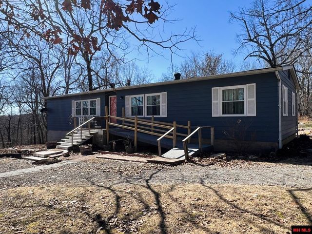 445 Fish And Fiddle Rd, Mountain Home, AR 72653