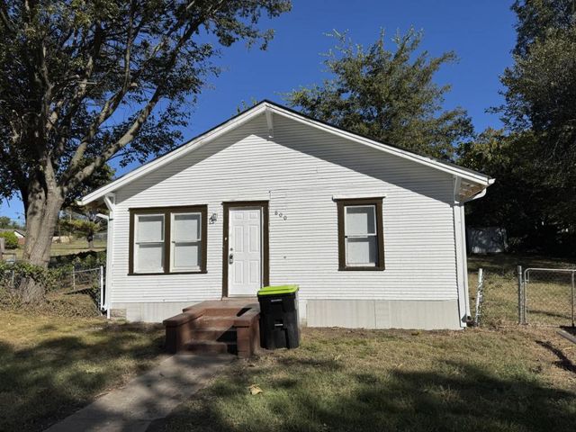 800 S  Cherry St, Ada, OK 74820