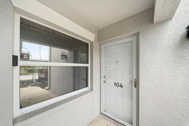14503 Lakewood Trace Ct #104, Fort Myers, FL 33919