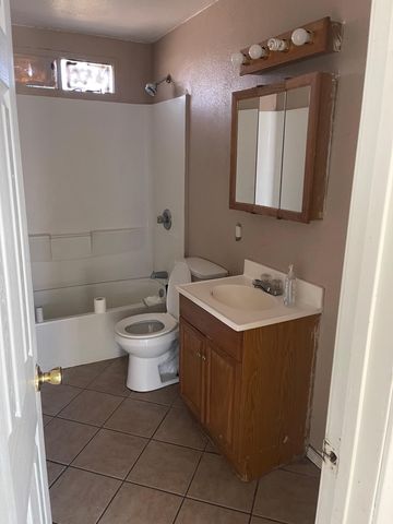 6814 W  Cypress St, Phoenix, AZ 85035