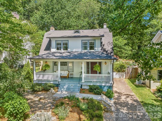 22 Westover Dr, Asheville, NC 28801