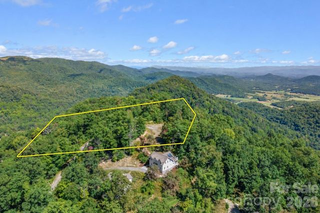 25 Lila Ln #209, Clyde, NC 28721