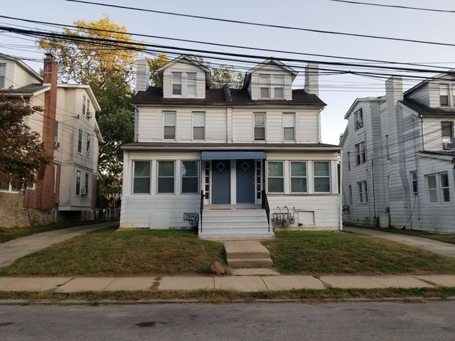 15 S  13th St   #1R, Darby, PA 19023