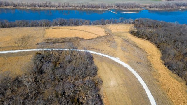 10 Grandview Acres, Boonville, MO 65233