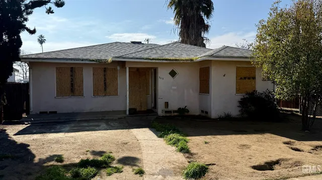 515 Woodrow Ave, Bakersfield, CA 93308