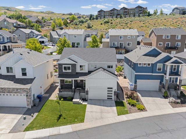 234 E  Ridgeline Way, North Salt Lake, UT 84054