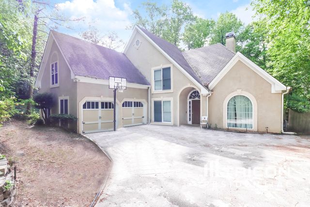 3701 Mabry Rd NE, Roswell, GA 30075